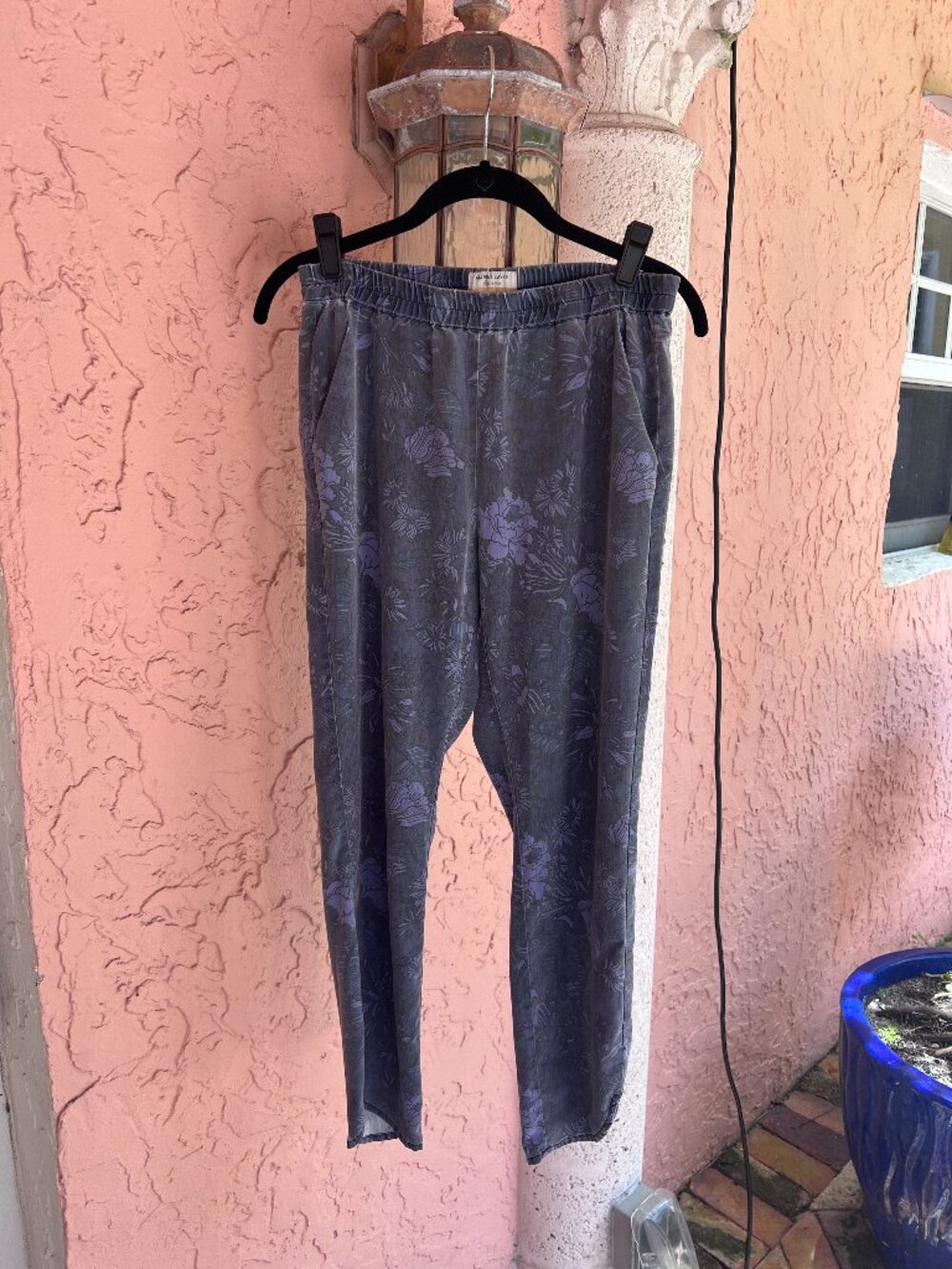 Marine Layer Allison Pants Joggers Blue with Flowers Size Small